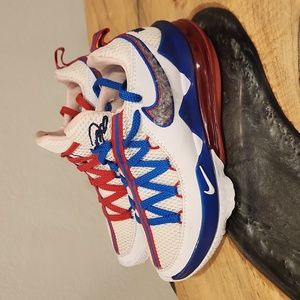 Nike LeBron XVII 17 Low Tune Squad Space Jam White Red CD5007-100 Size 4